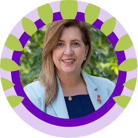 Dra. Carla Núbia, geriatra titulada pela SBGG